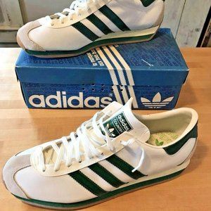 Vintage Adidas Country Sneakers